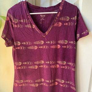 Mossimo V-neck Shirt with Feather Print Size Large